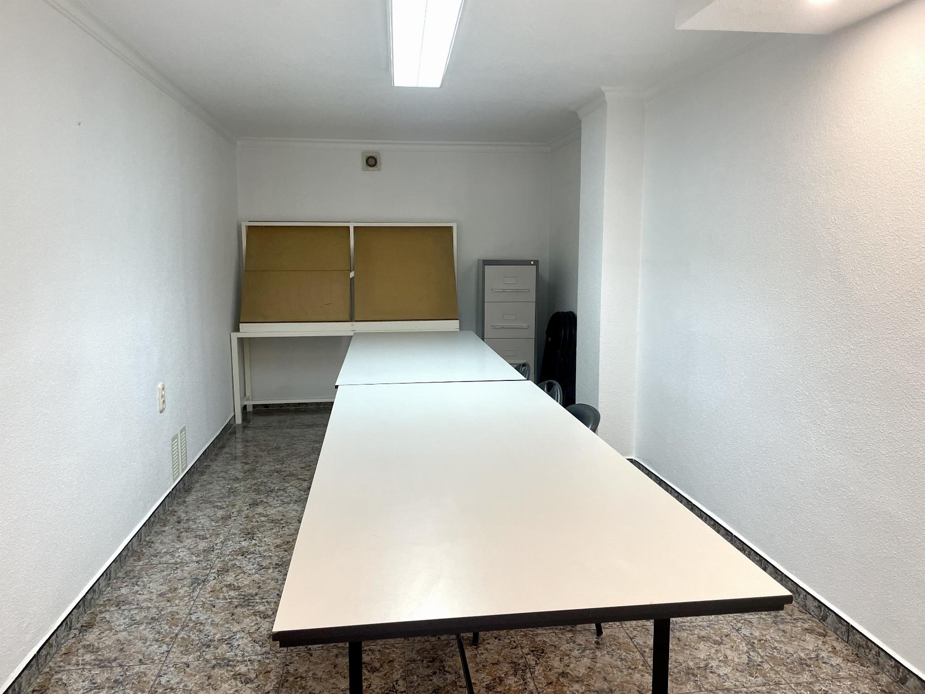 Venta de local en Lorca