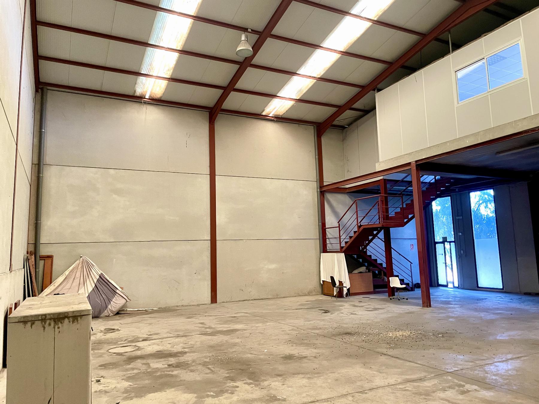 Venta de nave en Lorca