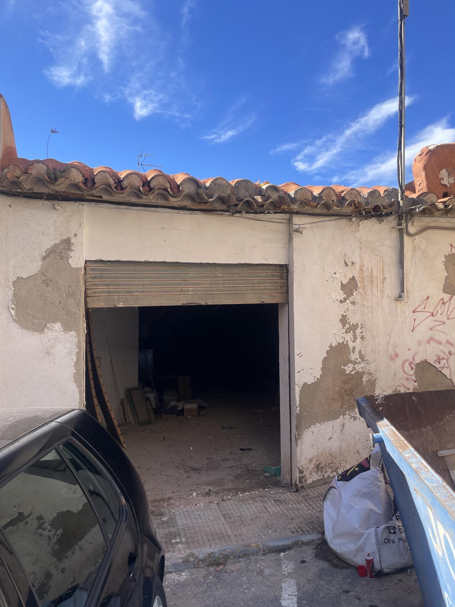 Venta de local en Lorca