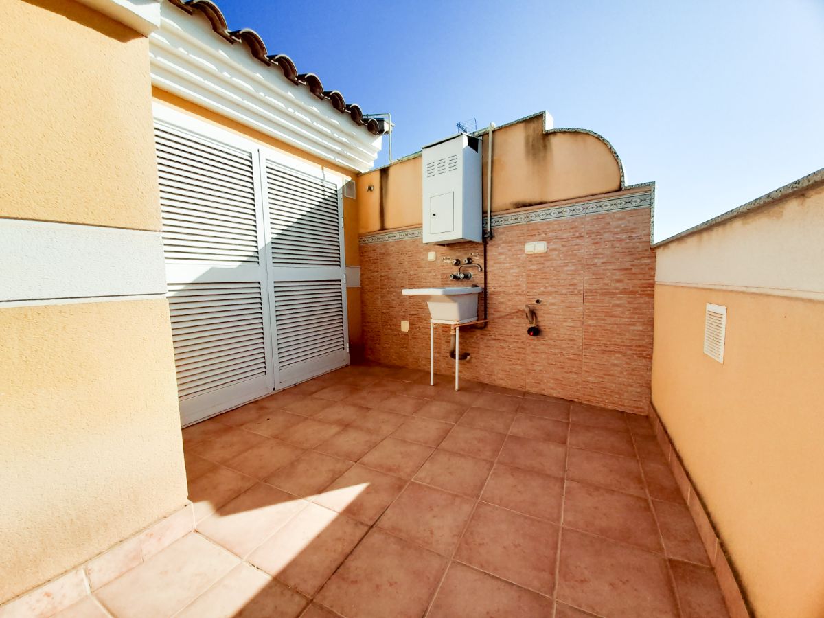 Zu verkaufen von penthouse in
 Lorca