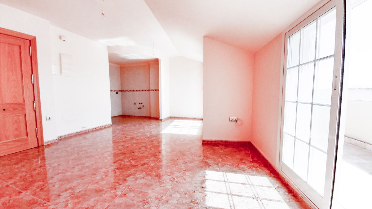 Zu verkaufen von penthouse in
 Lorca