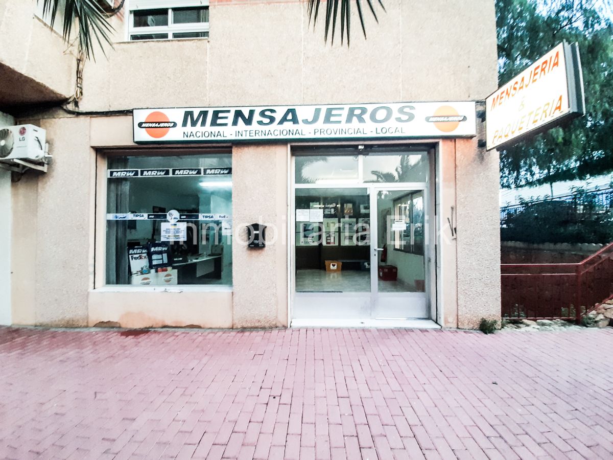 Venta de local comercial en Lorca