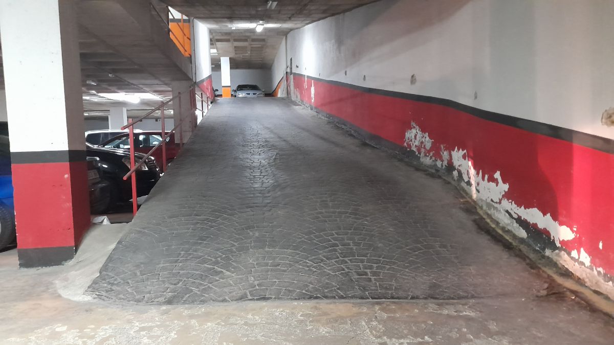 Zu verkaufen von garage in
 Lorca