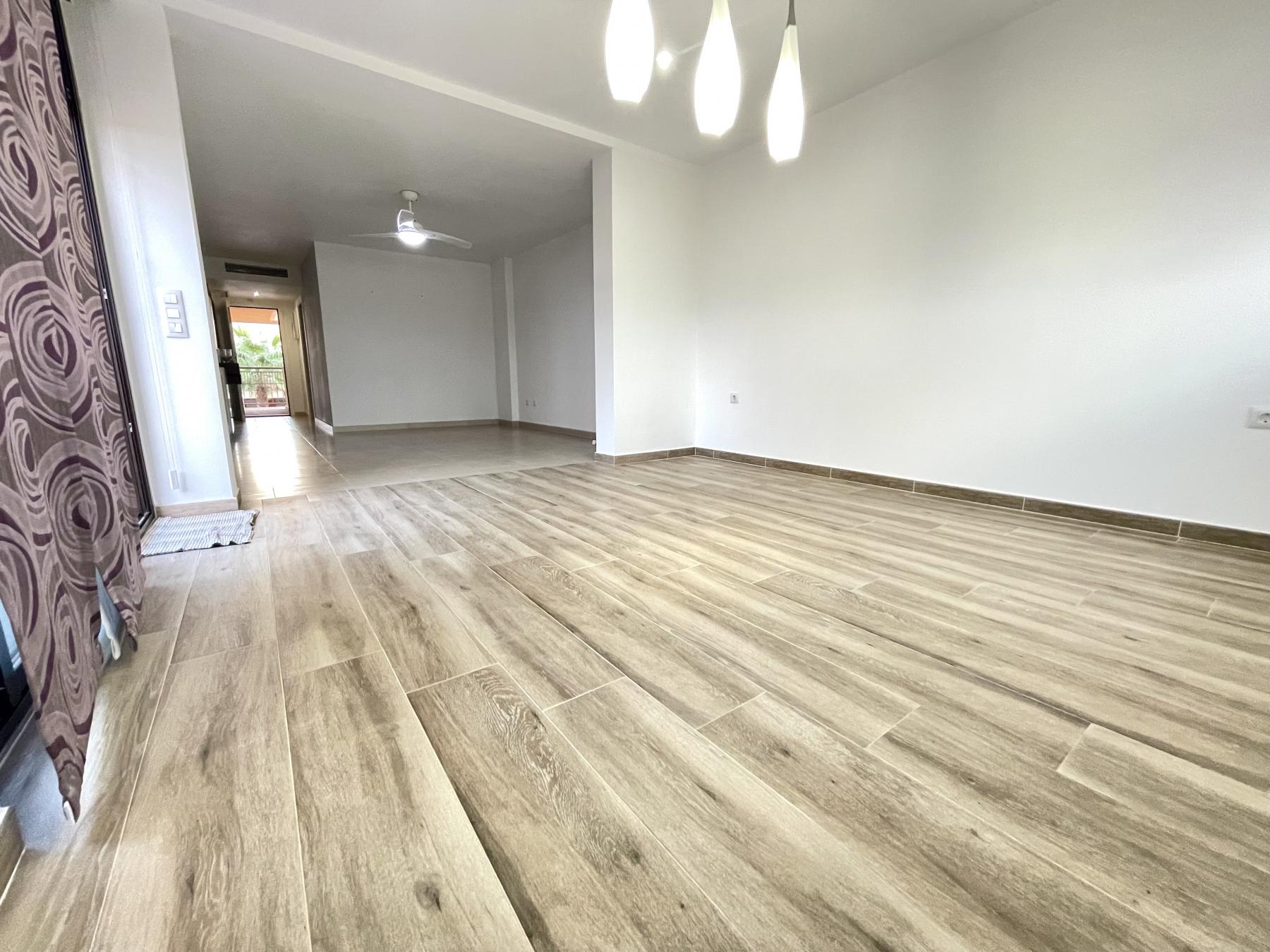 For sale of flat in Lorca
