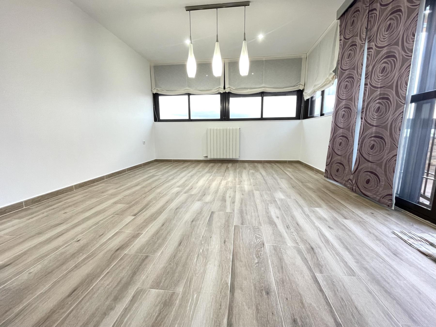 For sale of flat in Lorca