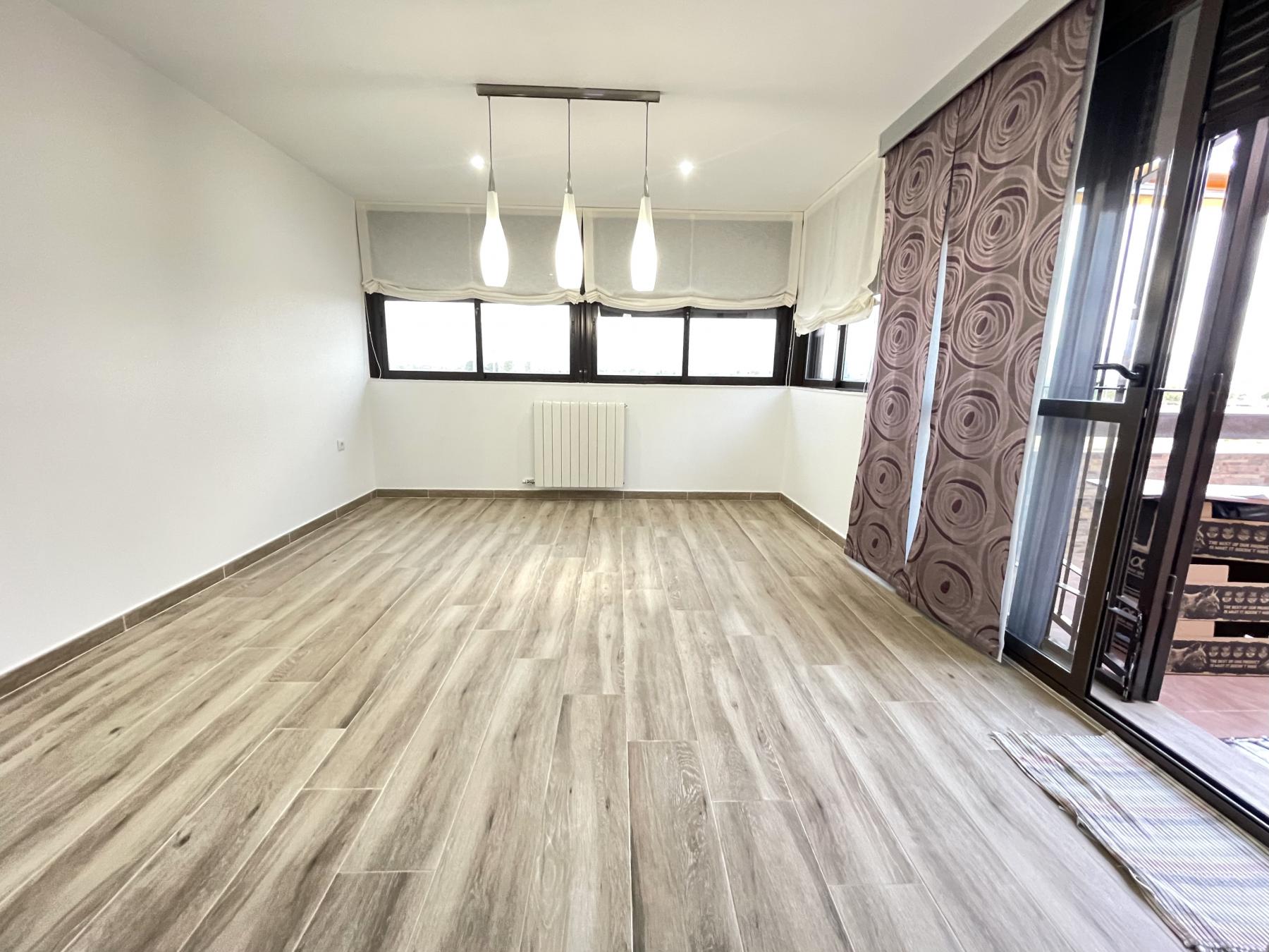 For sale of flat in Lorca