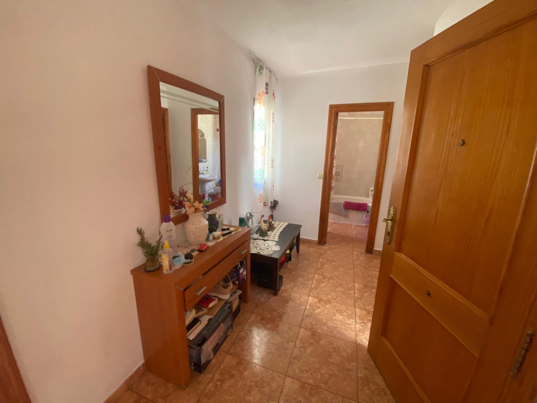 For sale of flat in Águilas