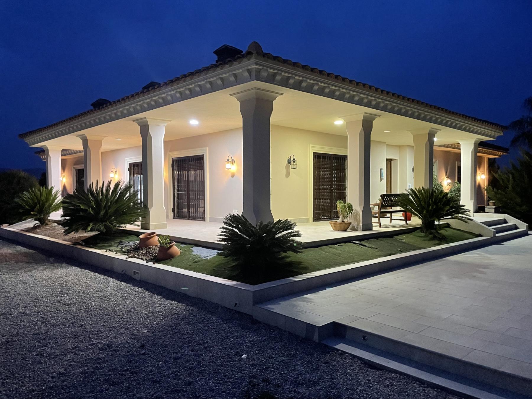 For sale of house in Lorca