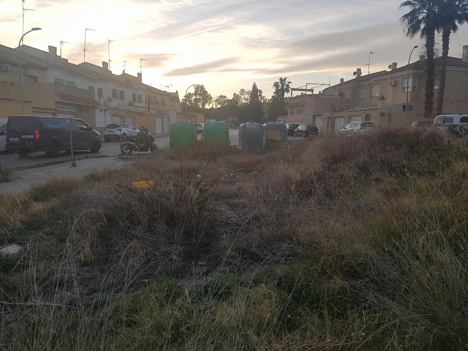 For sale of land in Águilas