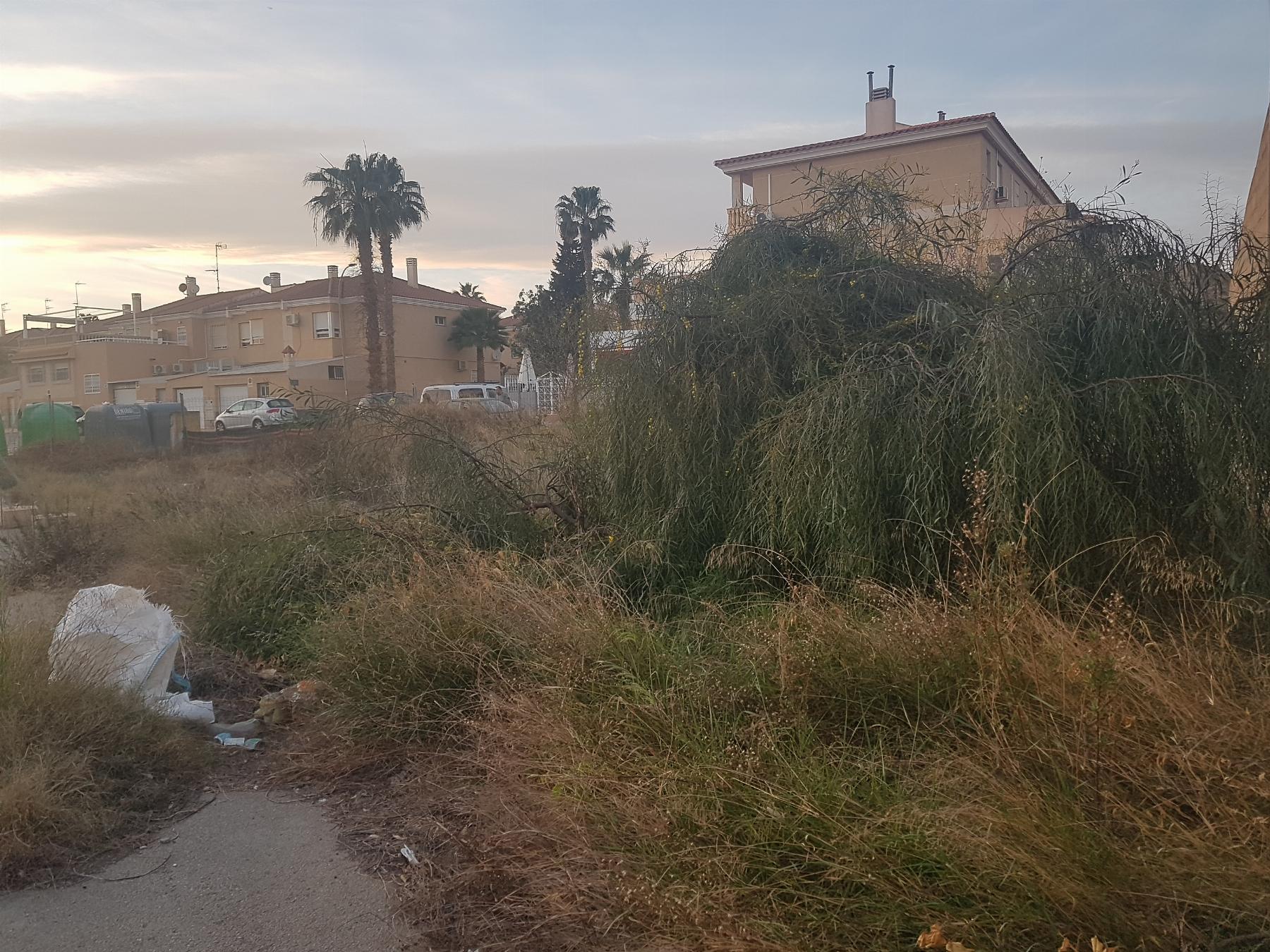 Venta de terreno en Águilas