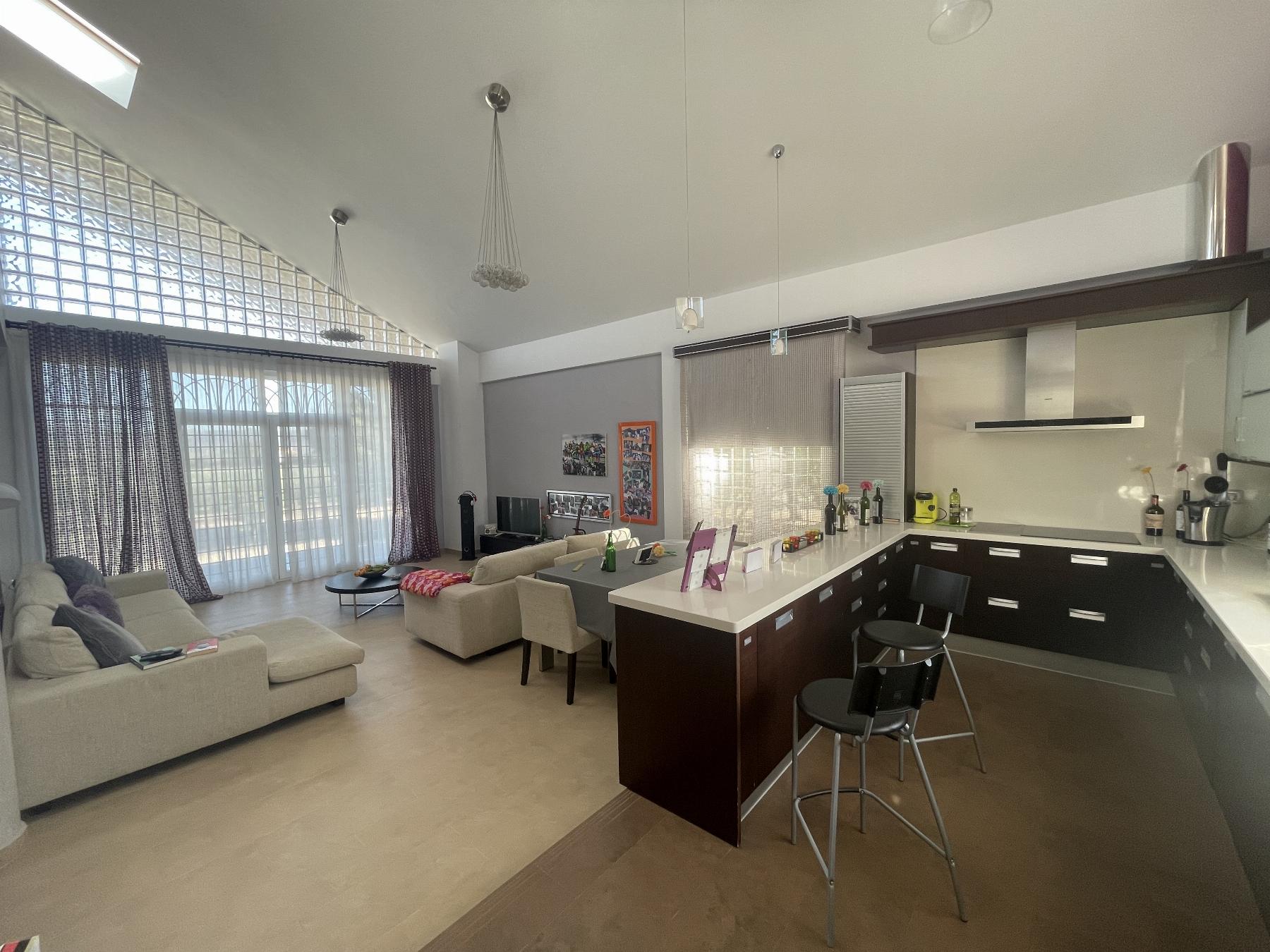 Zu verkaufen von chalet in
 Lorca