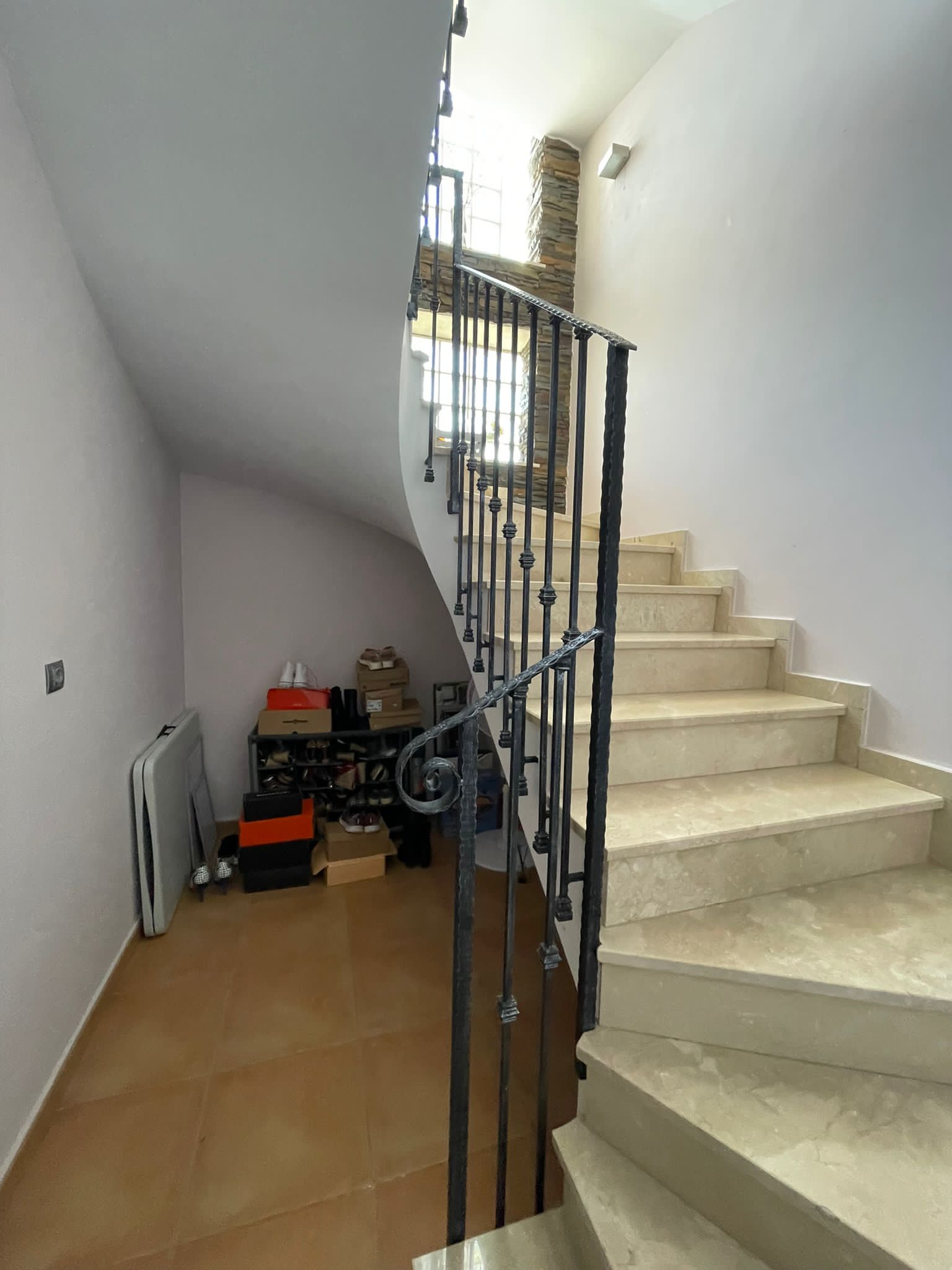 Zu verkaufen von chalet in
 Lorca