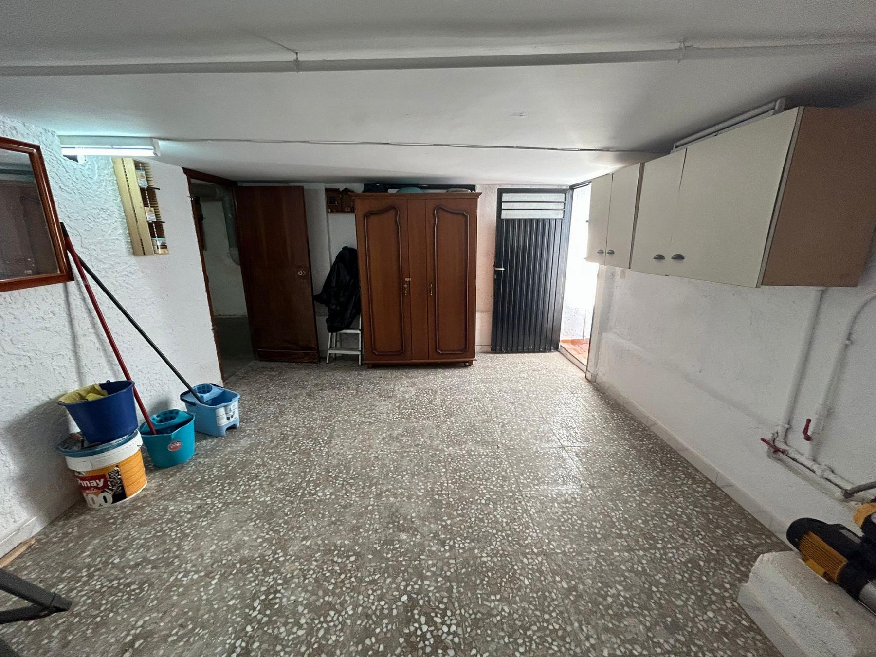 For sale of flat in Águilas