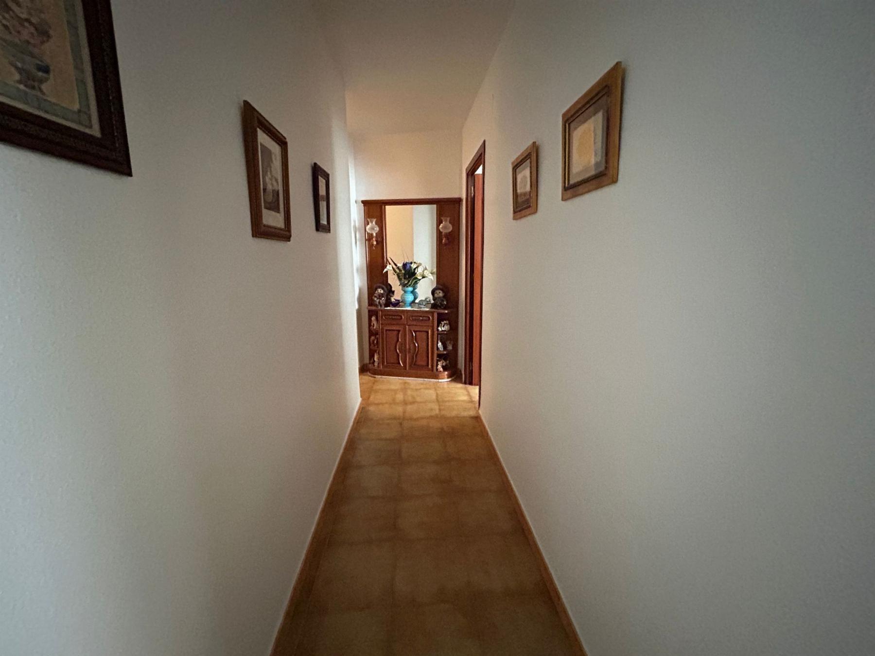 For sale of flat in Águilas