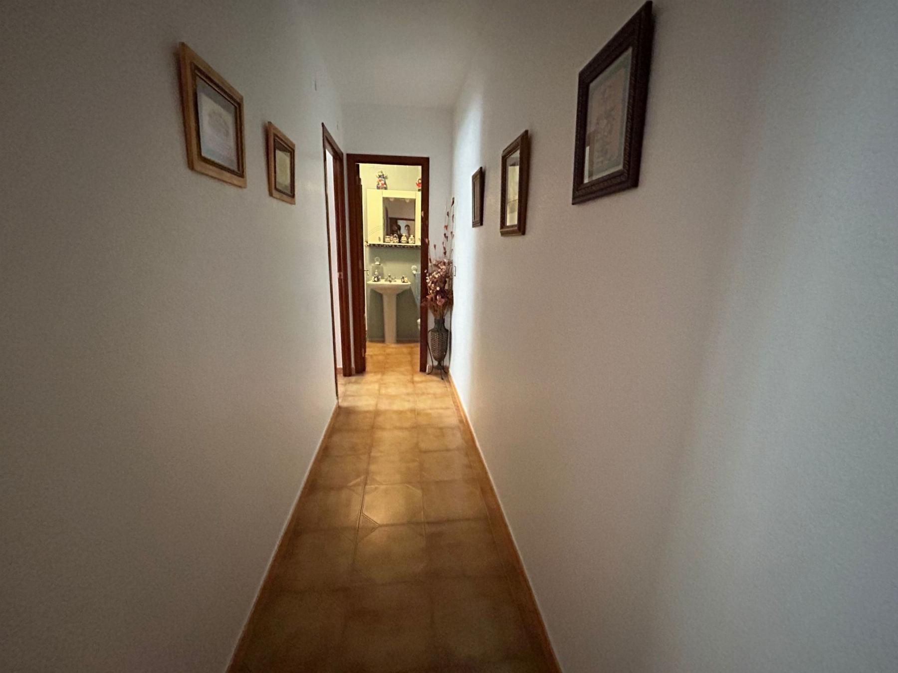 For sale of flat in Águilas