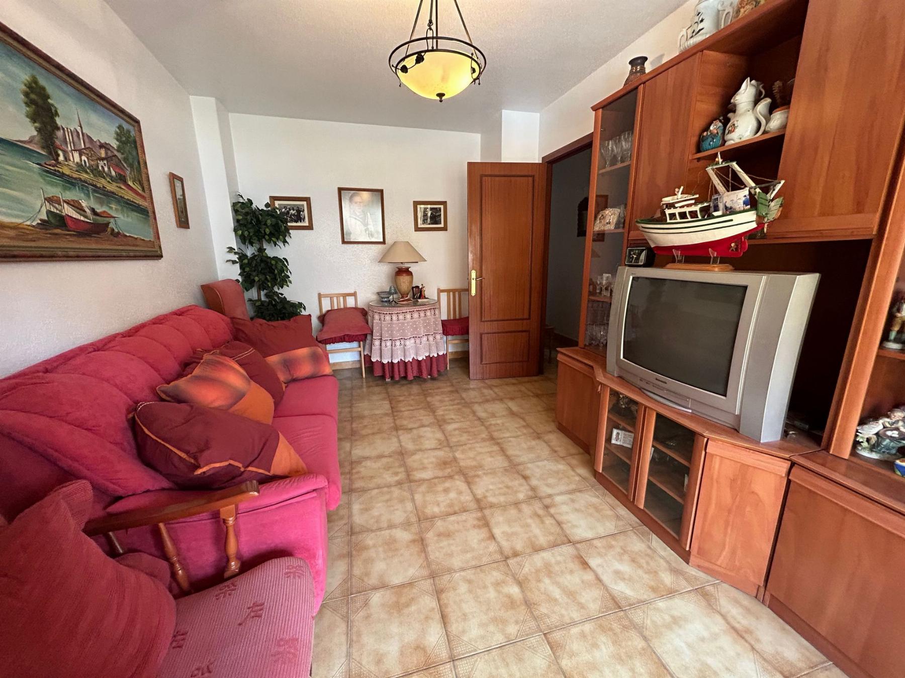 For sale of flat in Águilas