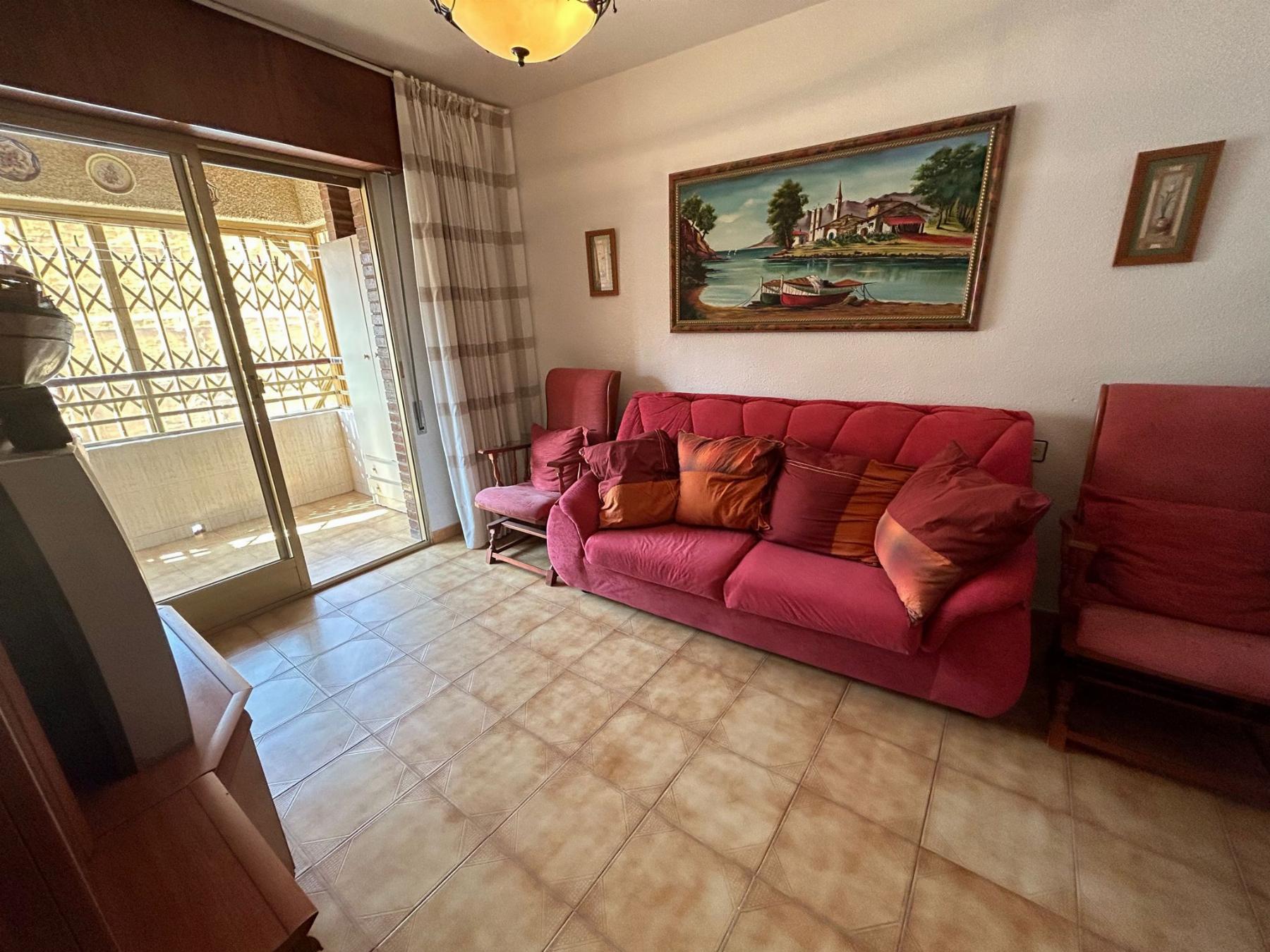 For sale of flat in Águilas