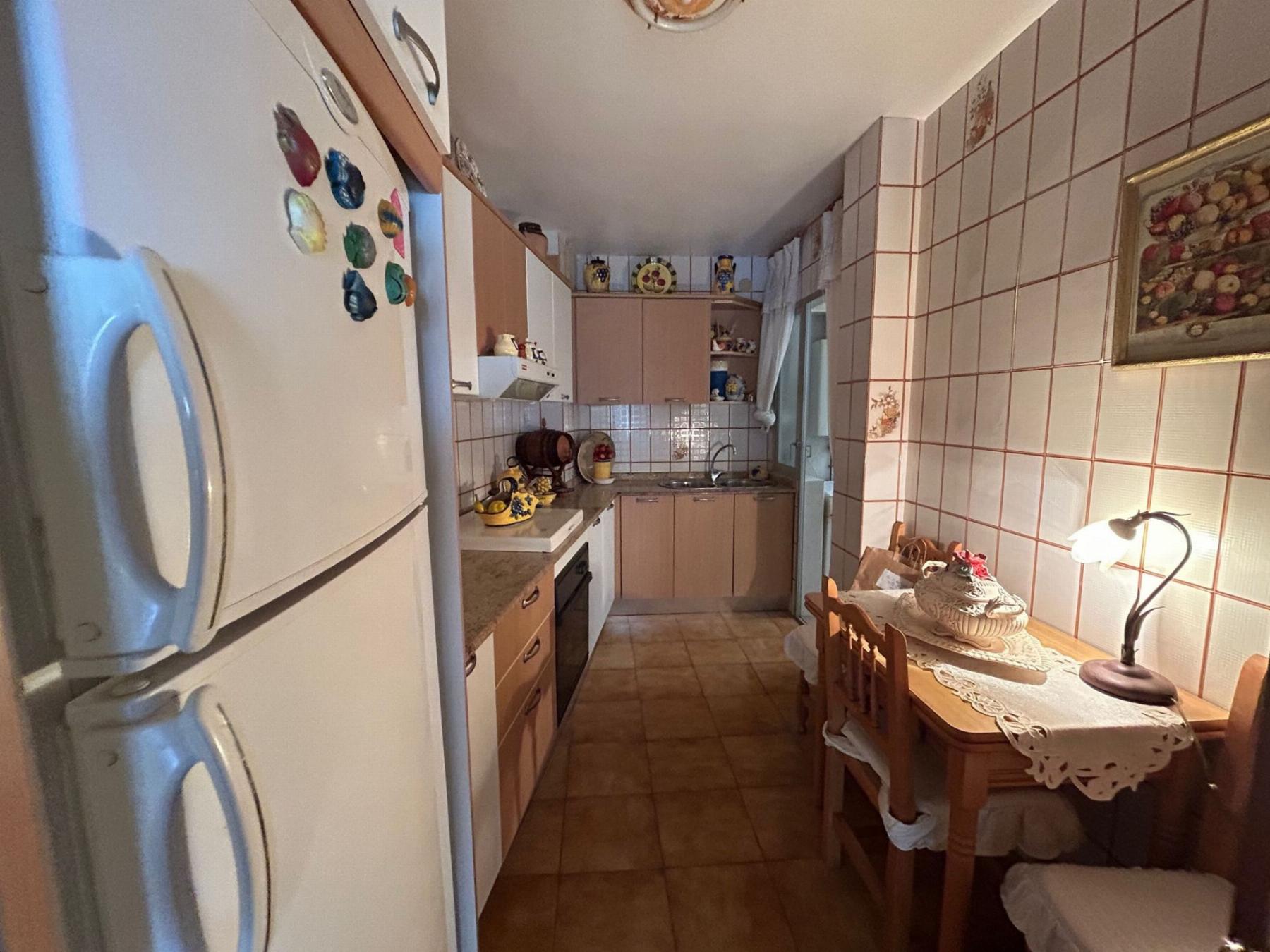 For sale of flat in Águilas