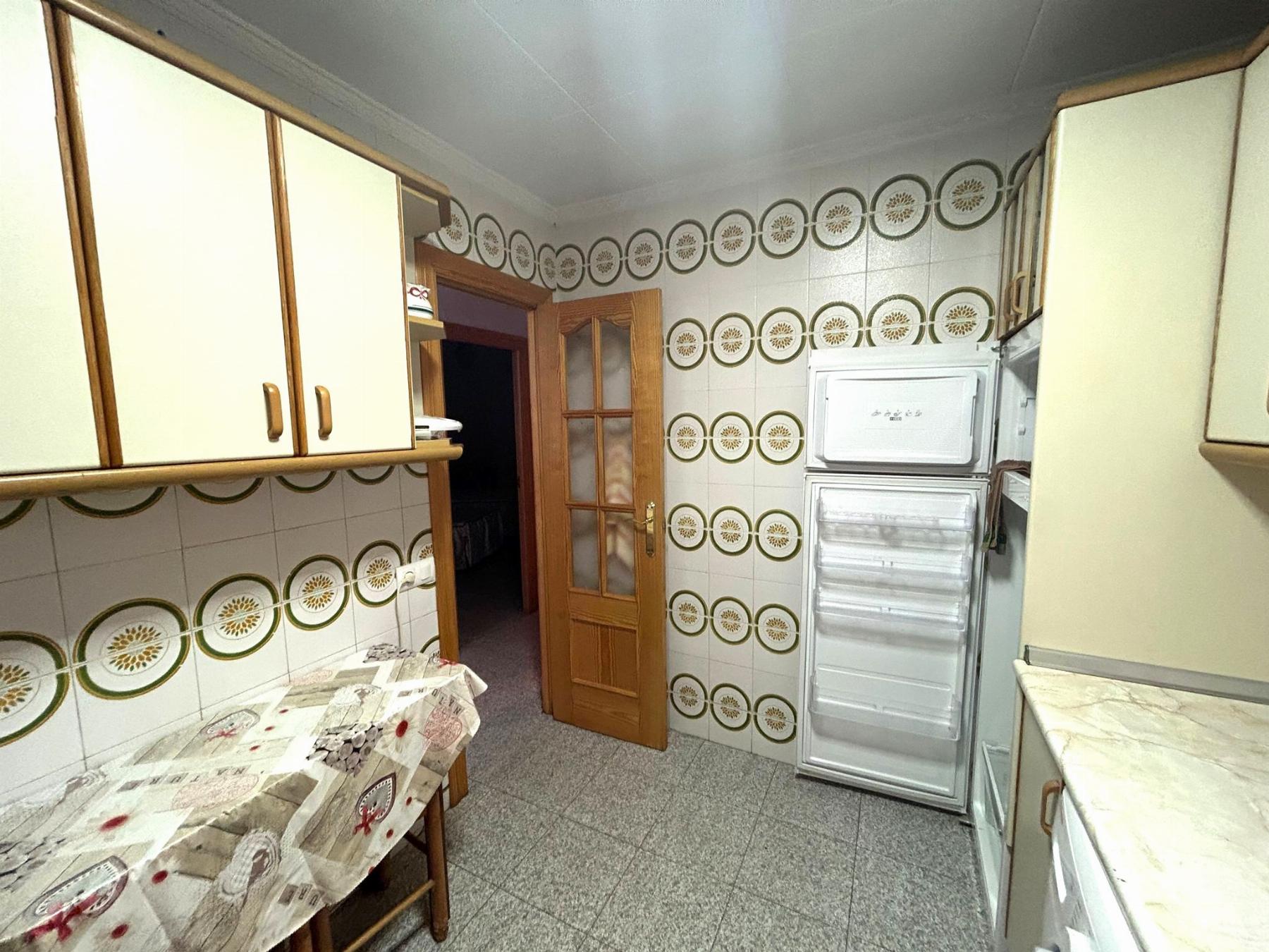 For sale of flat in Águilas