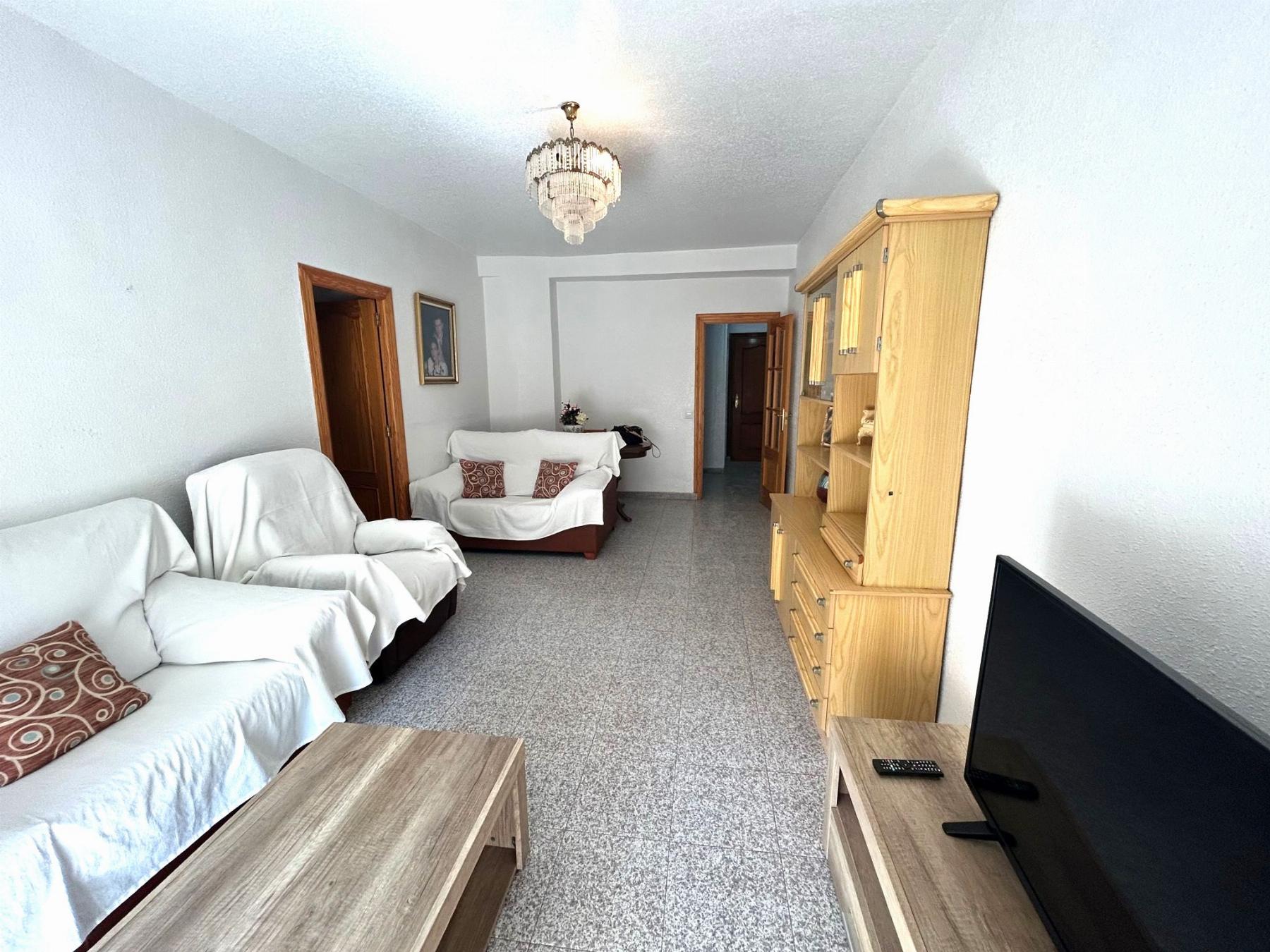 For sale of flat in Águilas