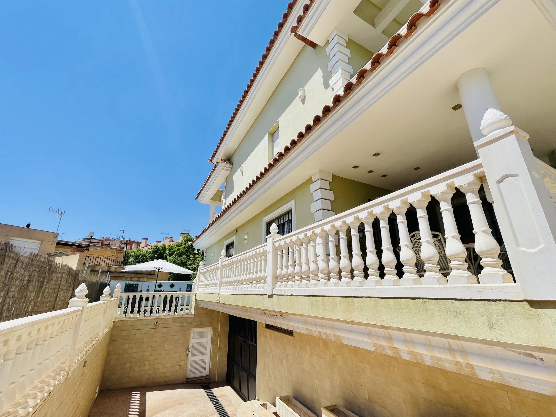 Zu verkaufen von haus in
 Lorca