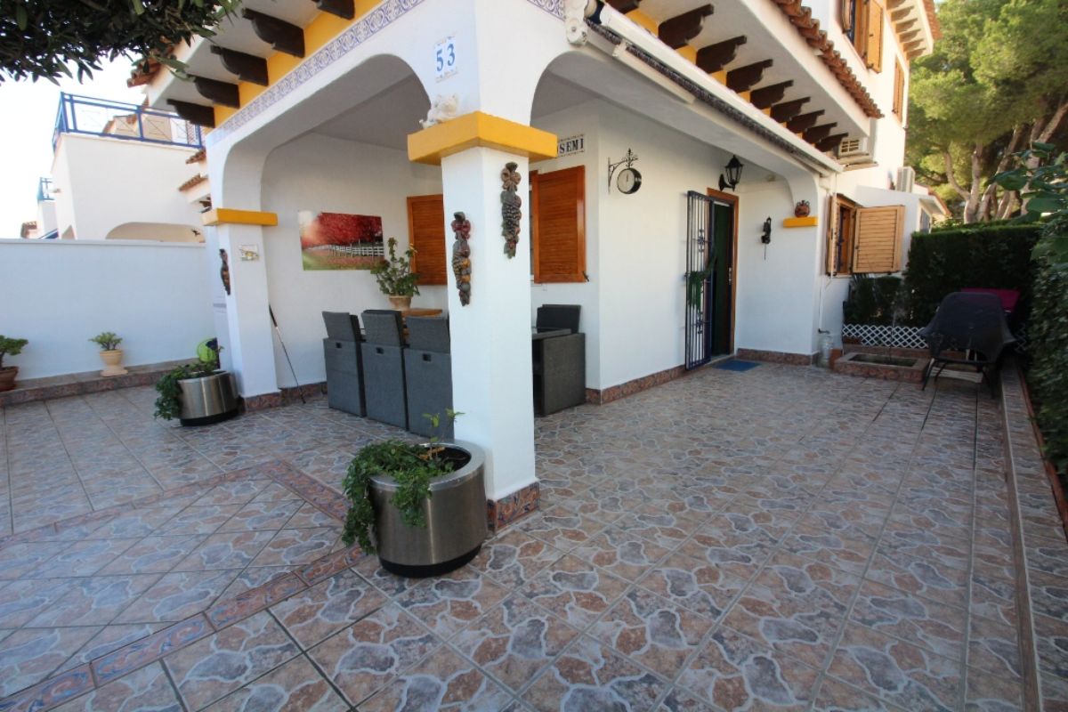 For sale of duplex in Pilar de la Horadada