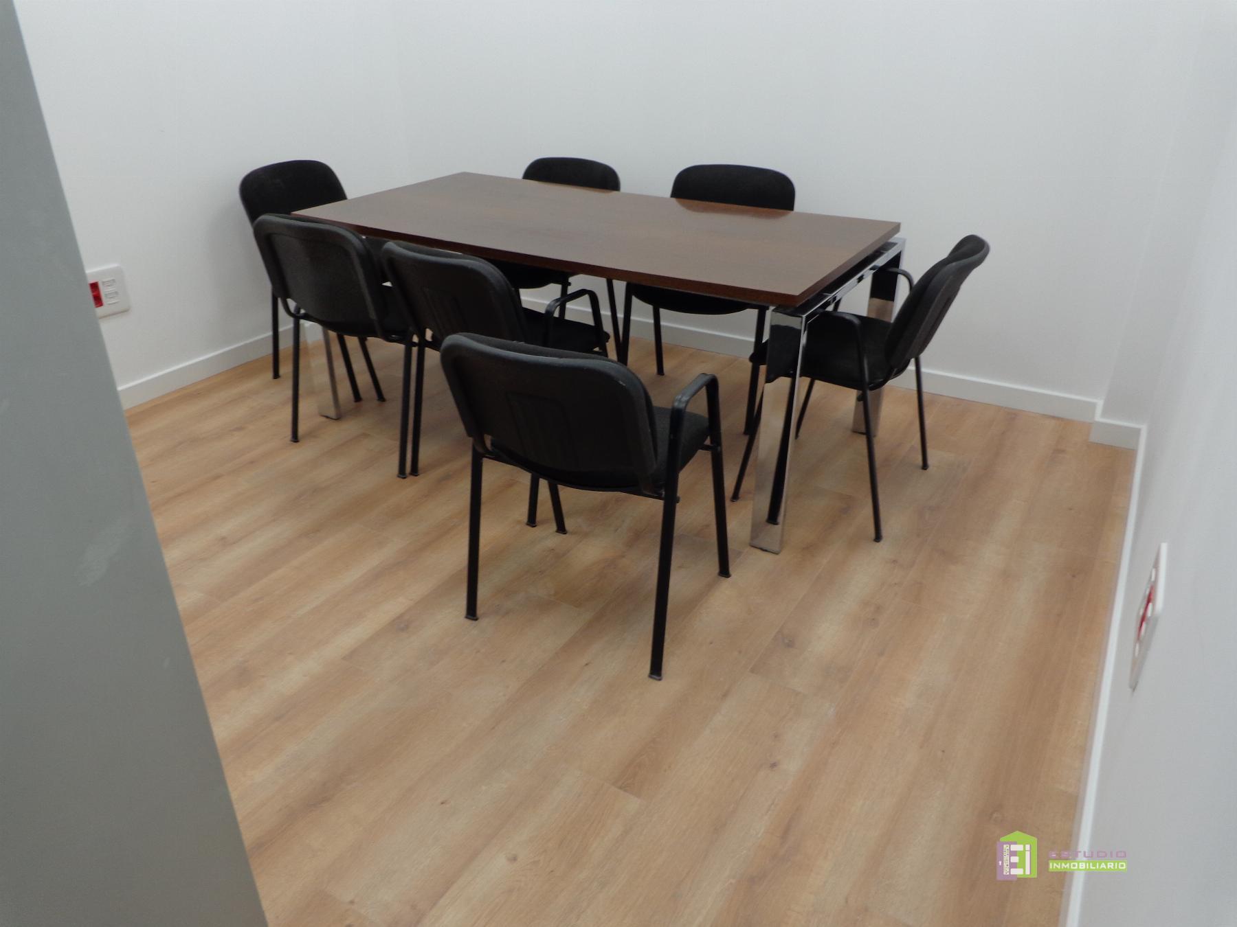 For sale of commercial in Alicante