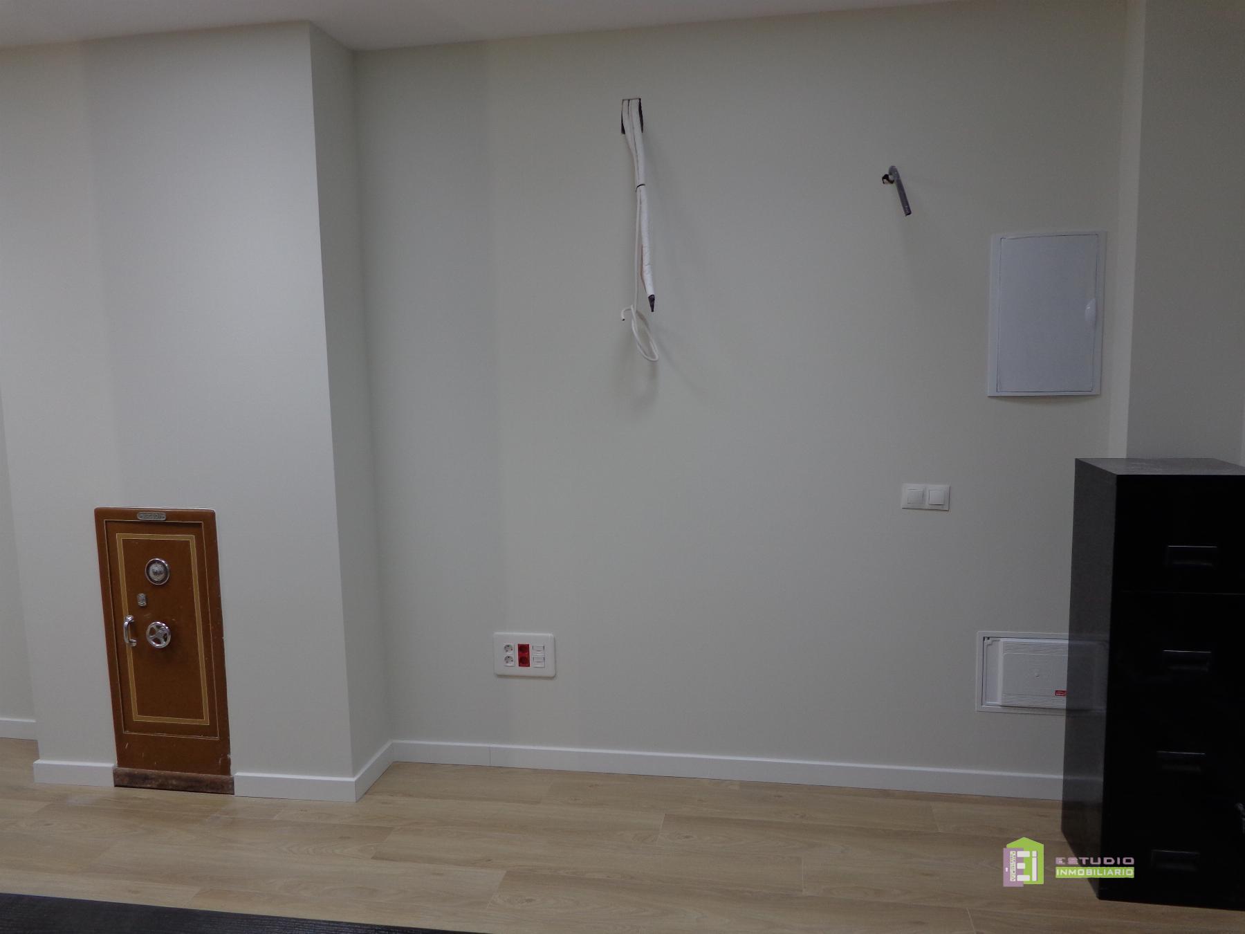 For sale of commercial in Alicante