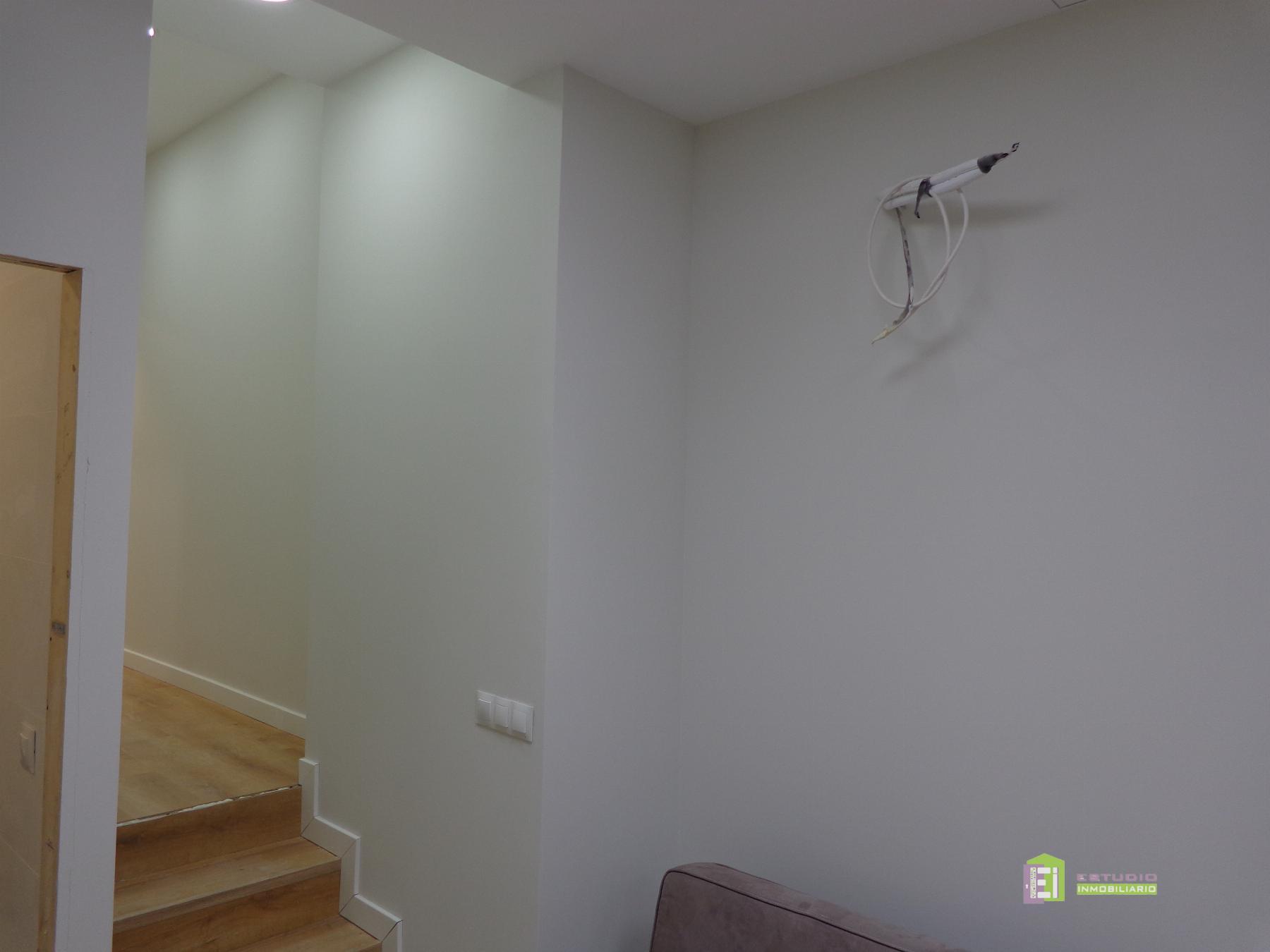 For sale of commercial in Alicante