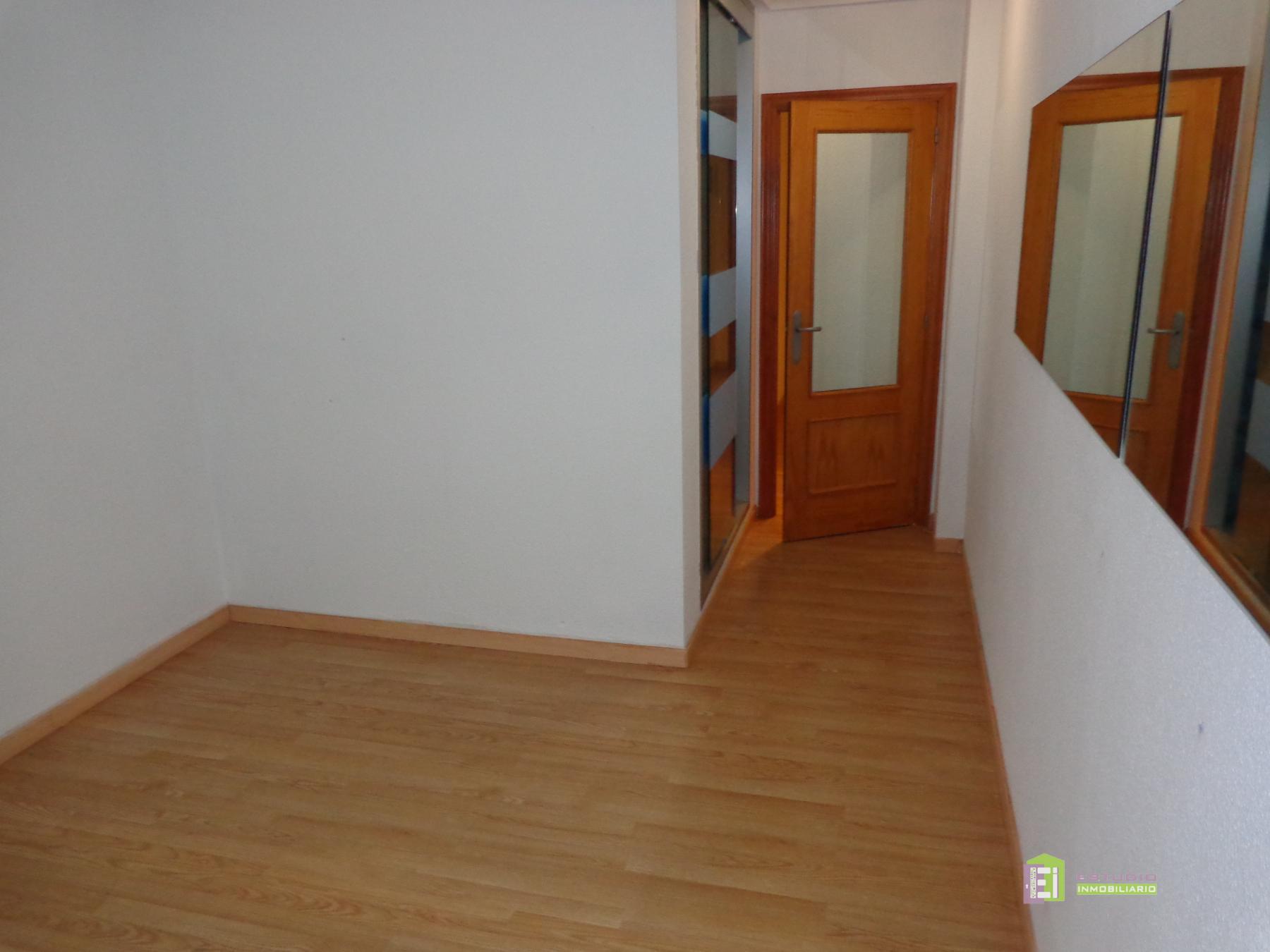For sale of flat in San Vicente del Raspeig