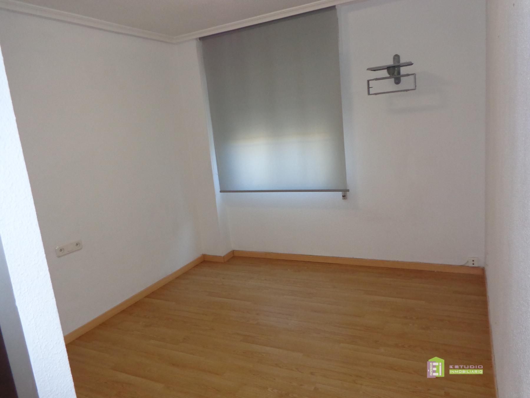 For sale of flat in San Vicente del Raspeig