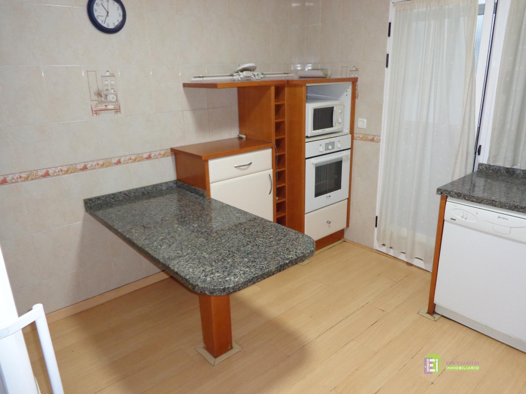 For sale of flat in San Vicente del Raspeig