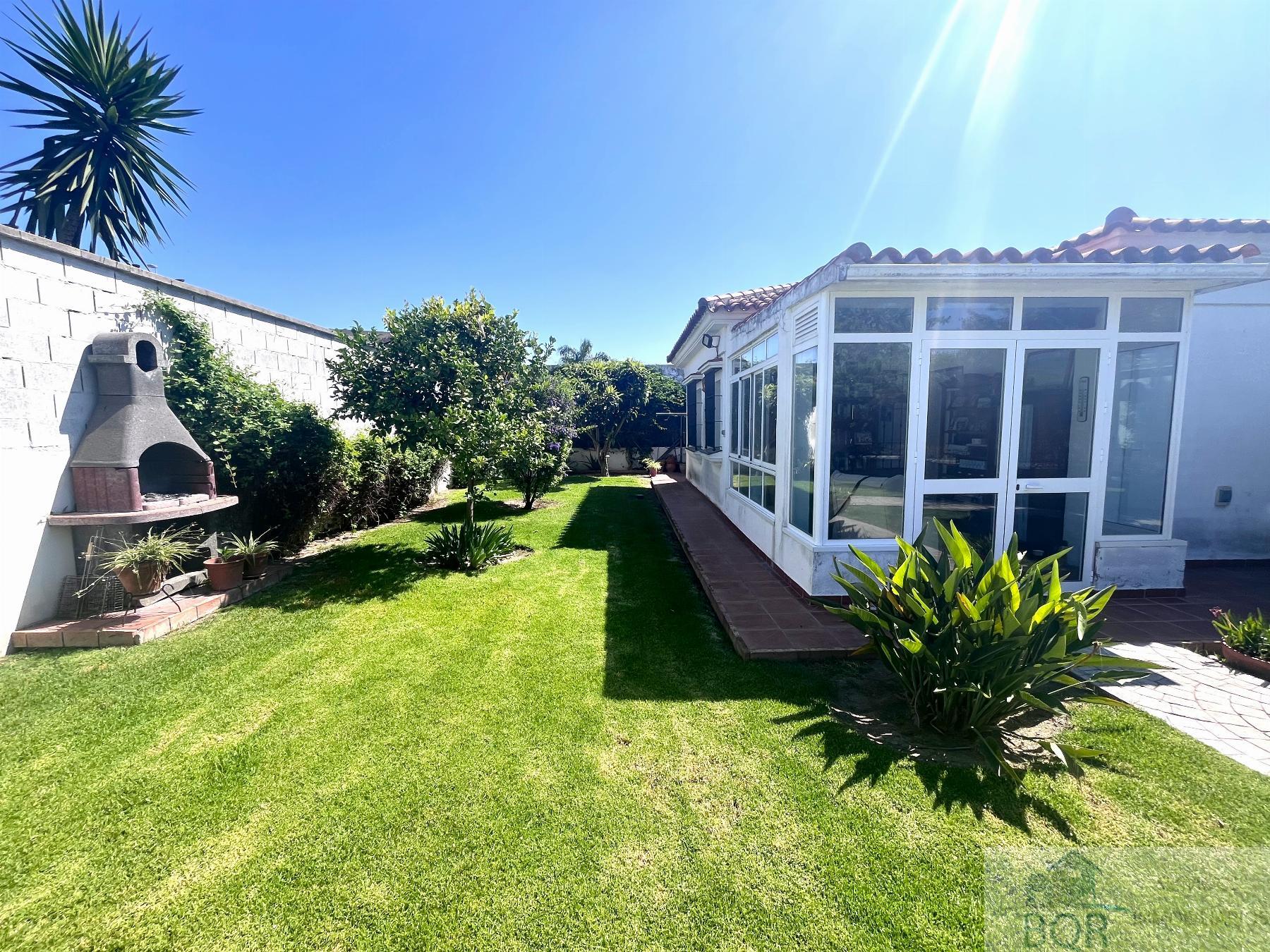 For sale of chalet in Jerez de la Frontera