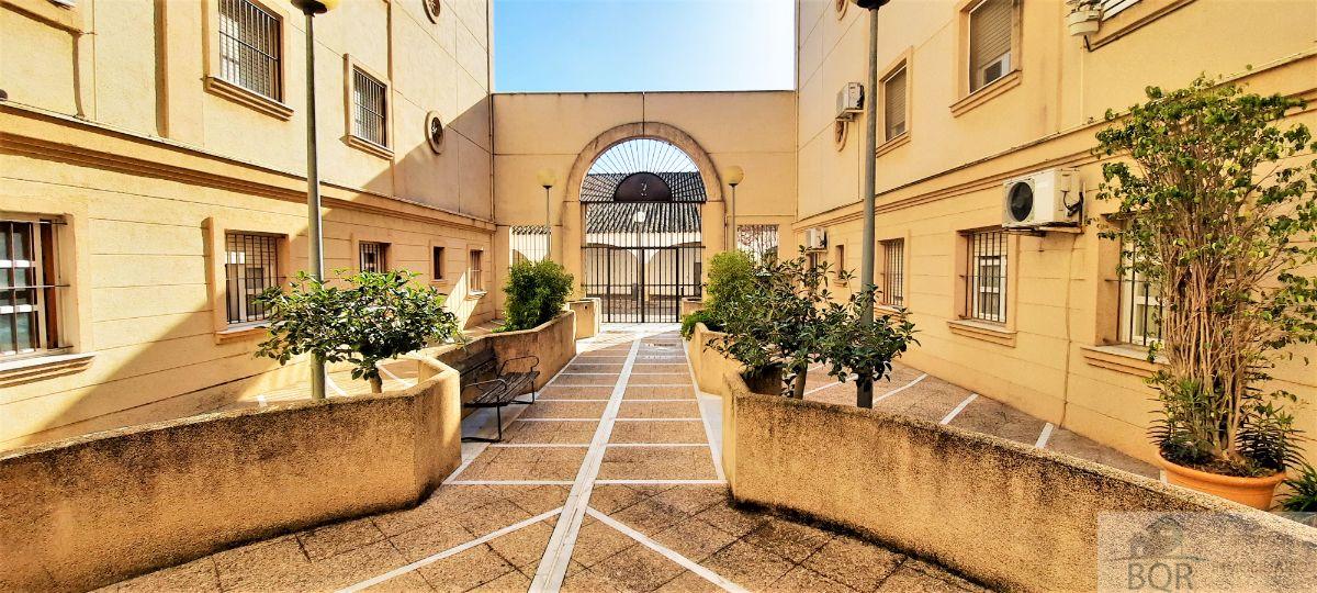 Продажа от

 Квартира на Jerez de la Frontera