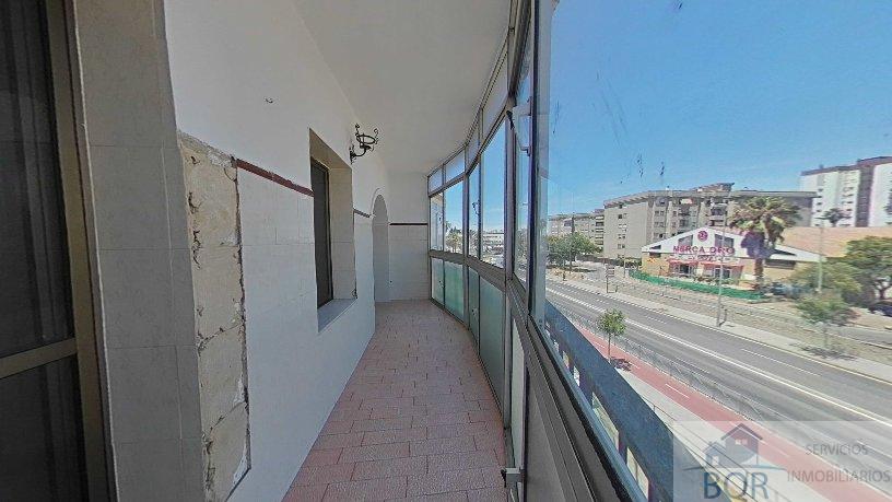 For sale of flat in JEREZ DE LA FRONTERA