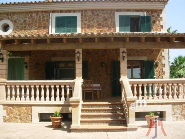 Продажа от

 Загородная недвижимость

 на Palma de Mallorca