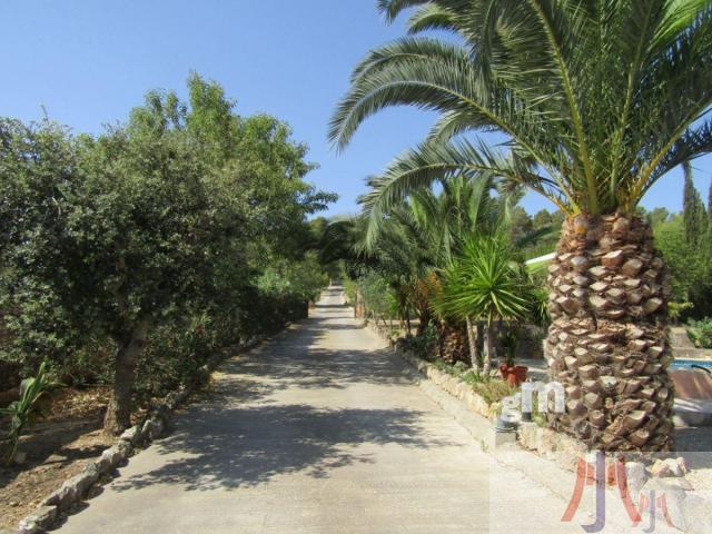 For sale of rural property in Sant Joan