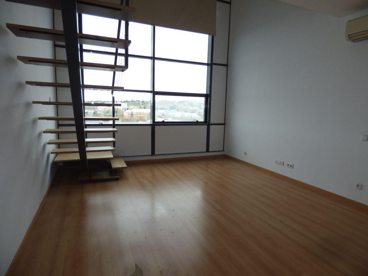 For sale of study in San Sebastián de los Reyes
