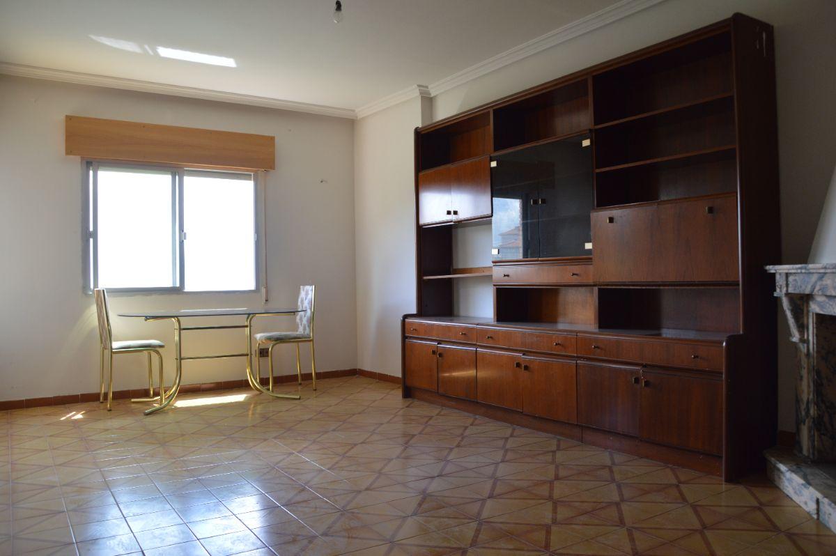 For sale of flat in Pedro Bernardo