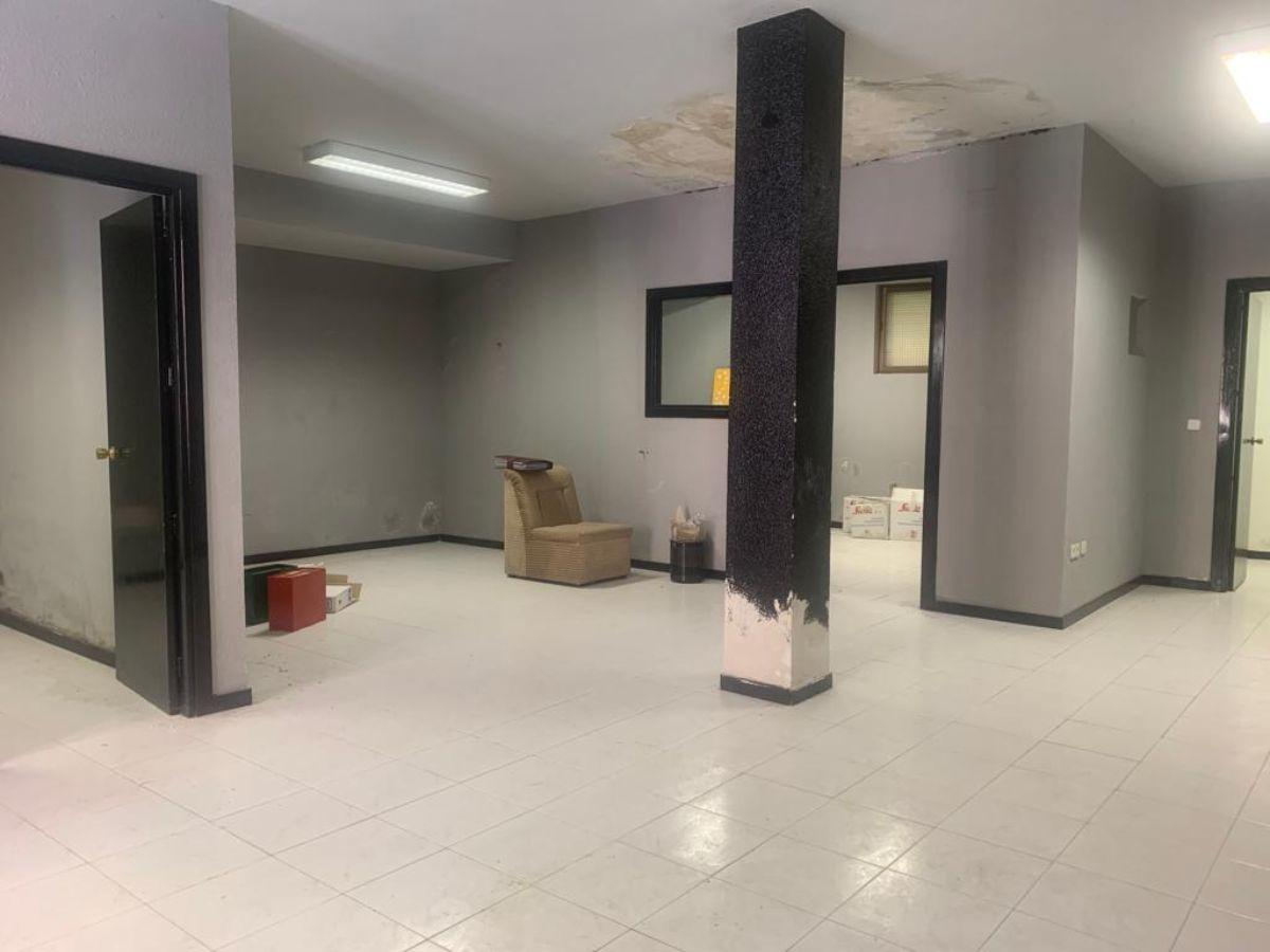 Venta de local comercial en Ajalvir