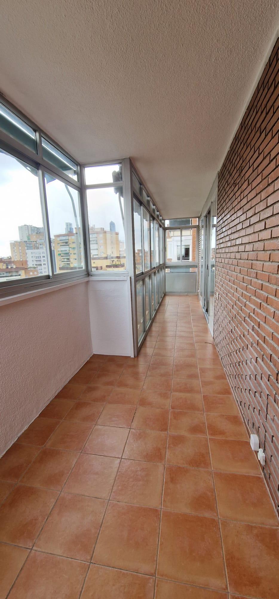 For sale of flat in Madrid