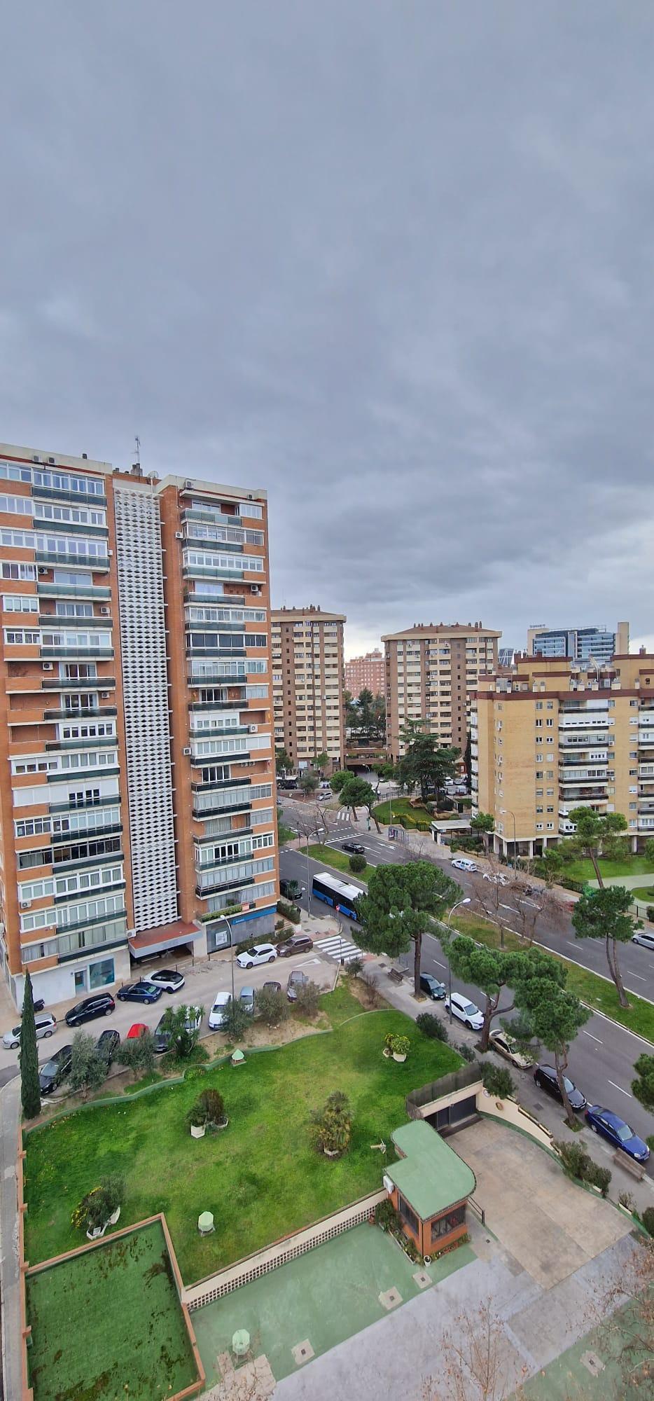 For sale of flat in Madrid