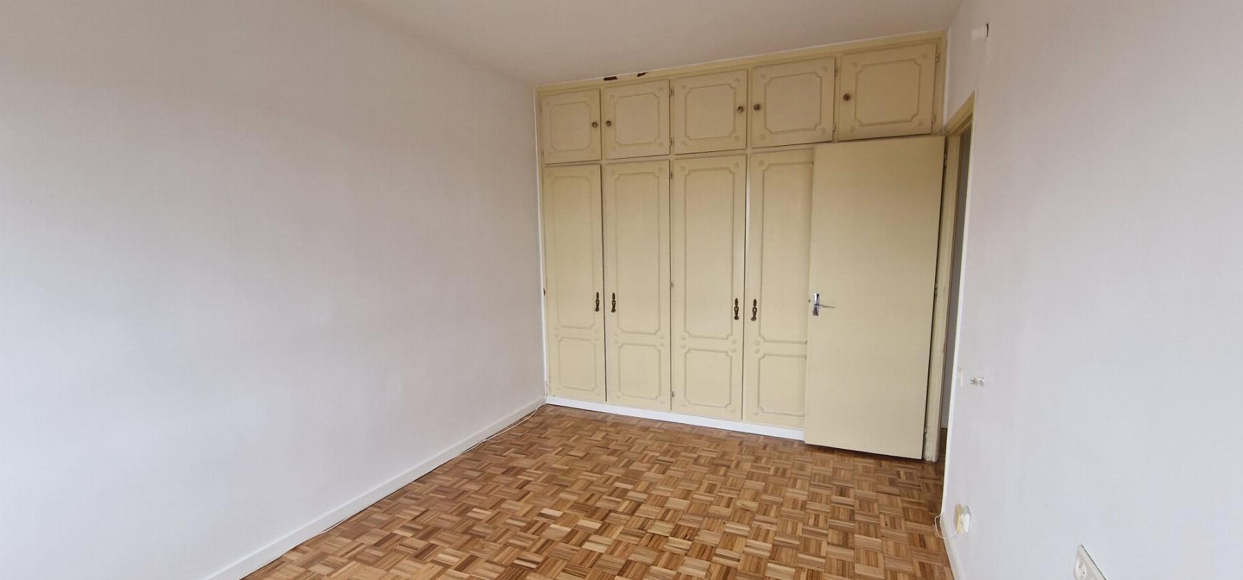 For sale of flat in Madrid