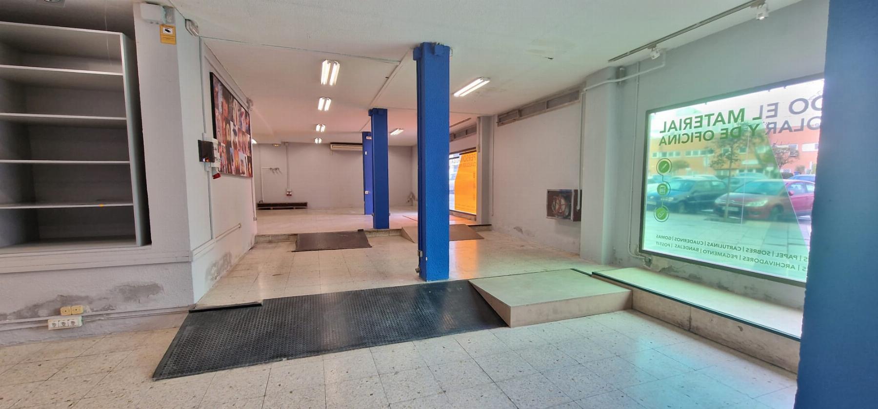 For rent of commercial in Alcobendas