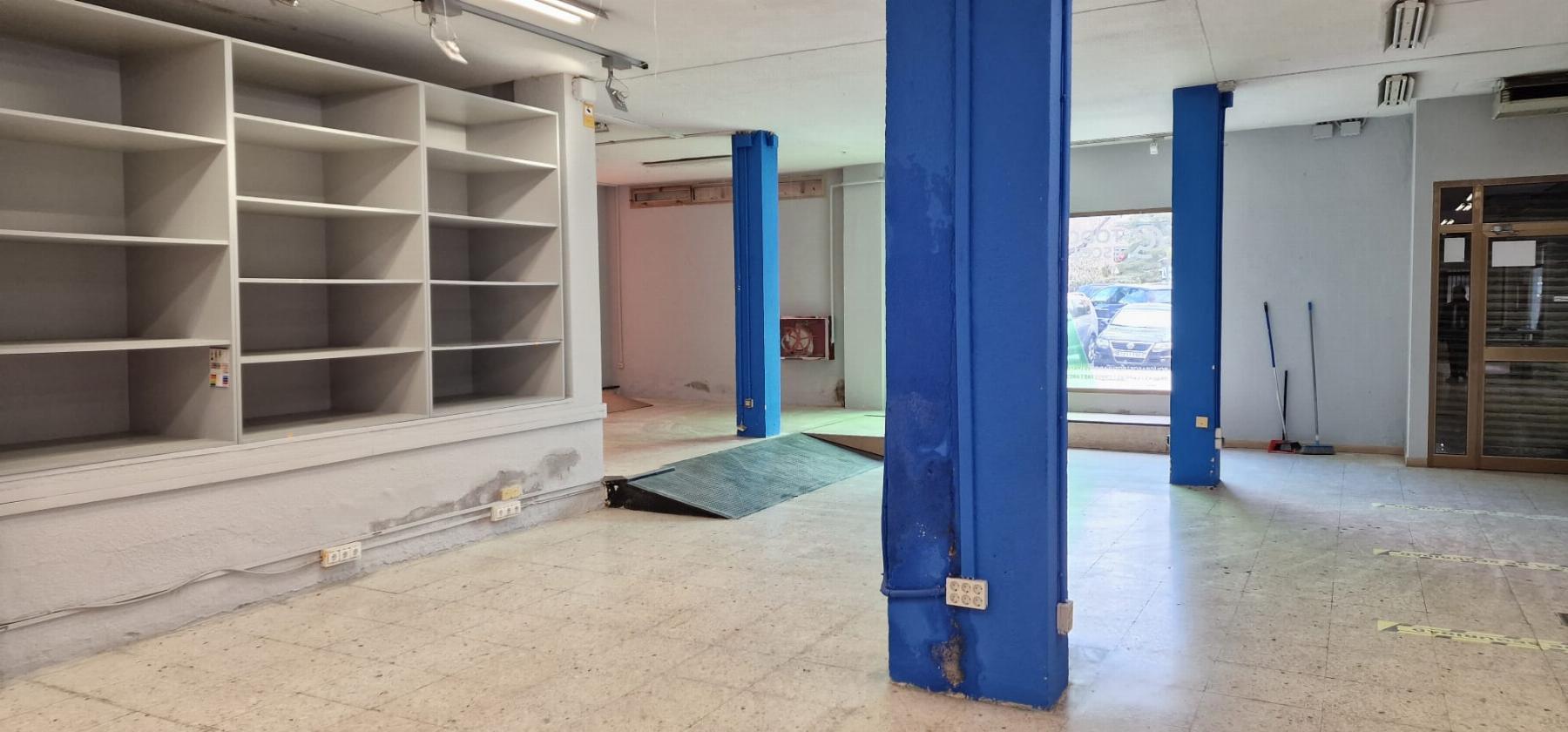 For rent of commercial in Alcobendas