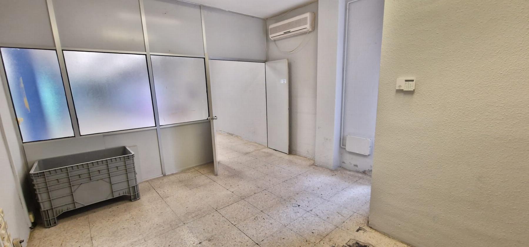 For rent of commercial in Alcobendas