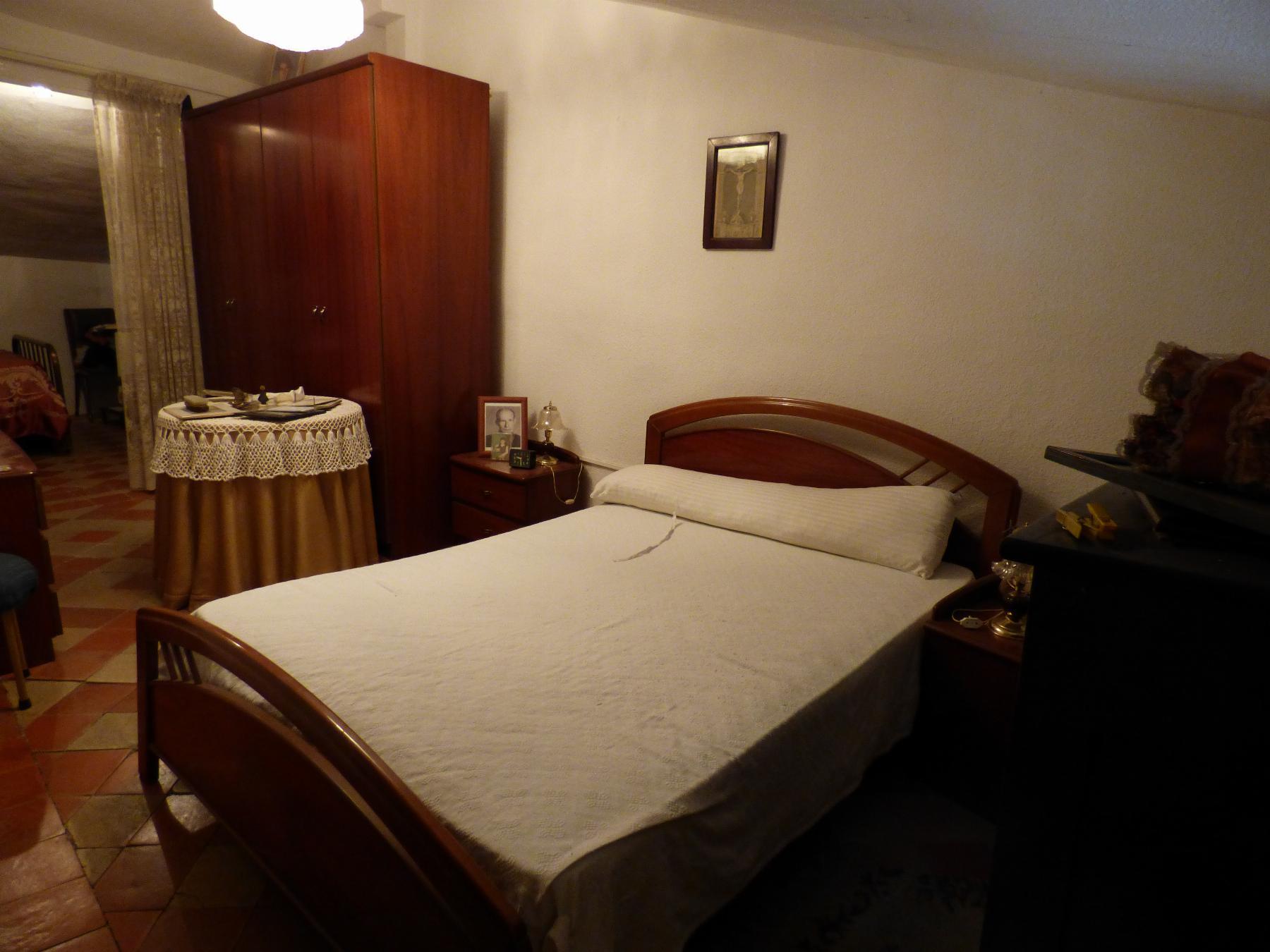 For sale of house in Fuencarral