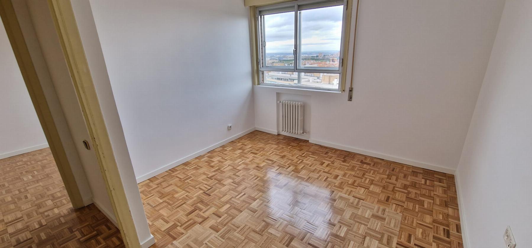 For sale of flat in Madrid