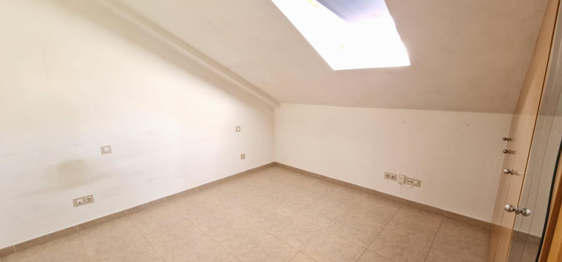 For sale of penthouse in Los Santos de la Humosa