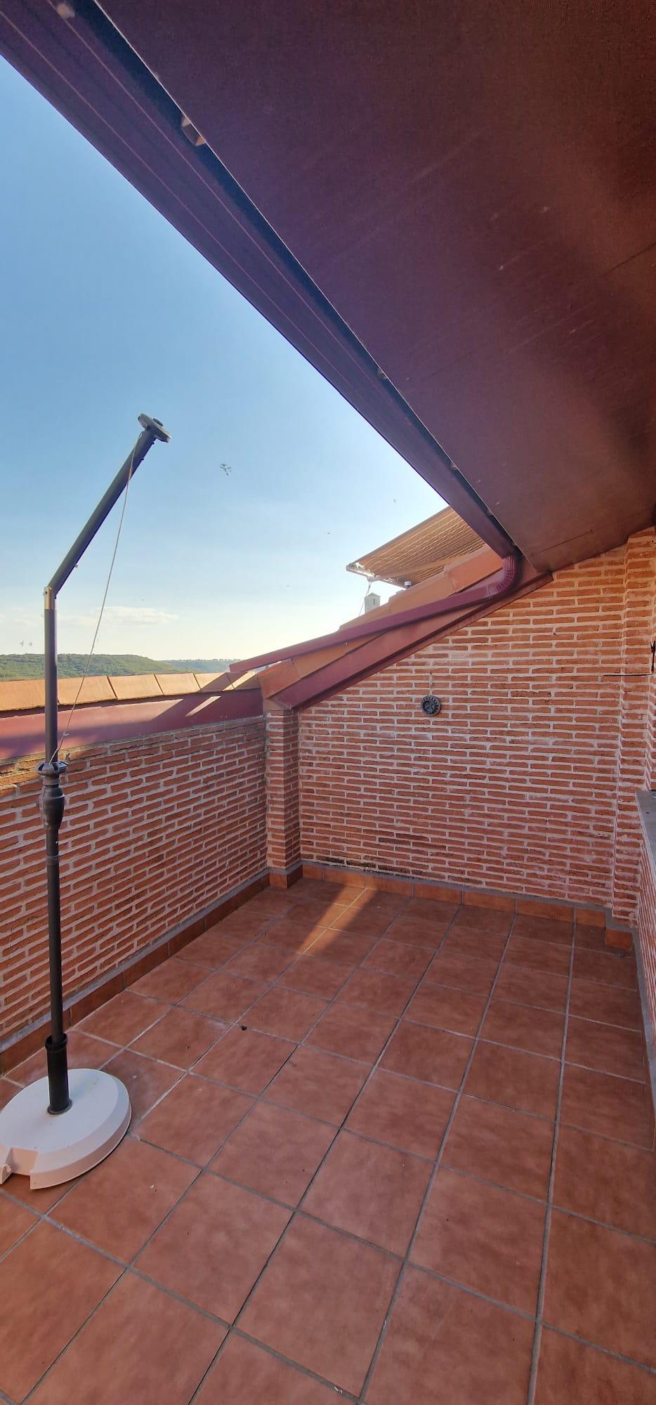 For sale of penthouse in Los Santos de la Humosa